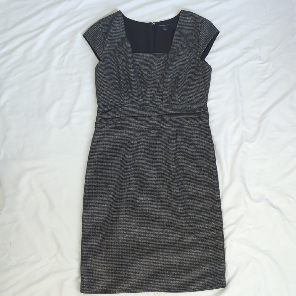 Banana Republic Sleeveless Square Neck Midi Dress, Color Black/Gray Size 6
